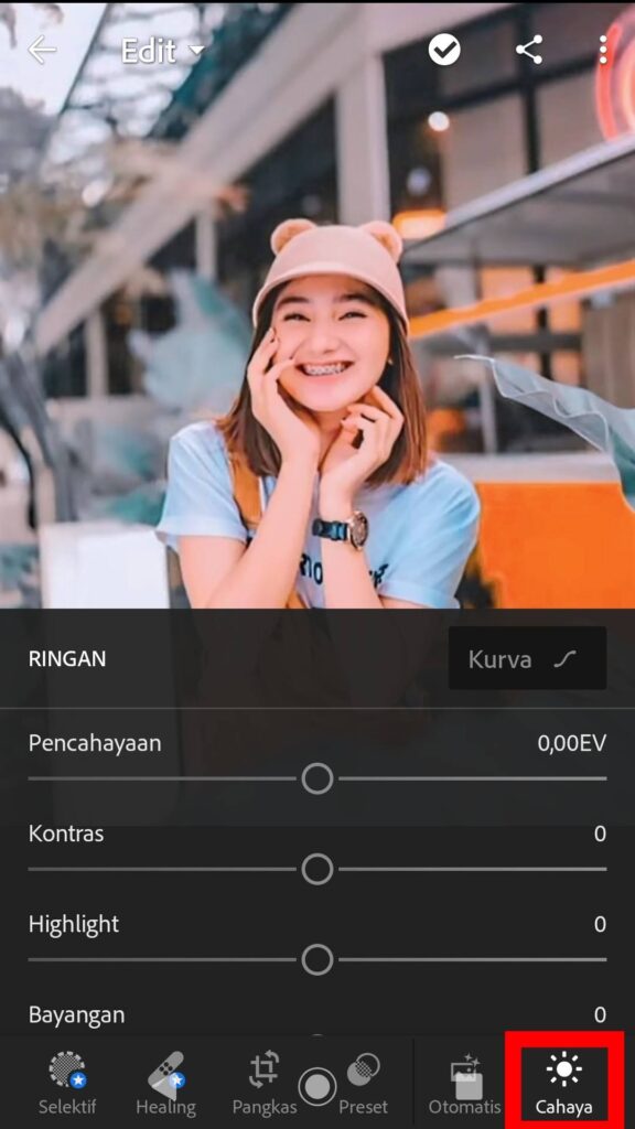 Tutorial Cara Mengedit Foto di Adobe Lightroom